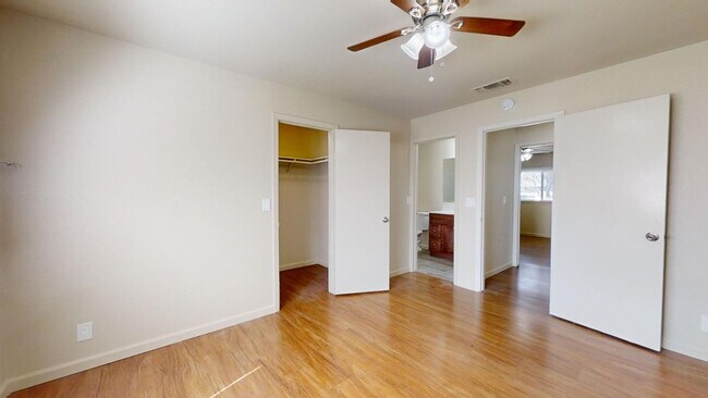 Building Photo - 2720-2724 Bravado Drive