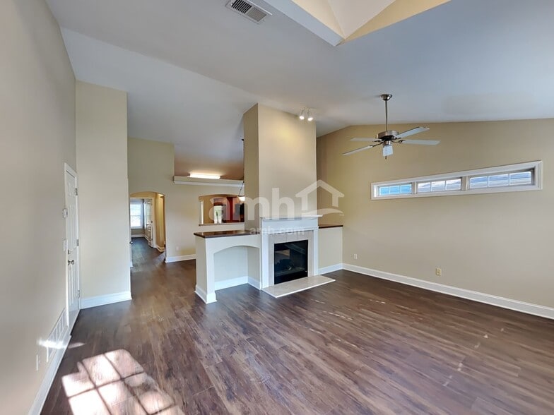 Building Photo - 414 Arrowhead Trl