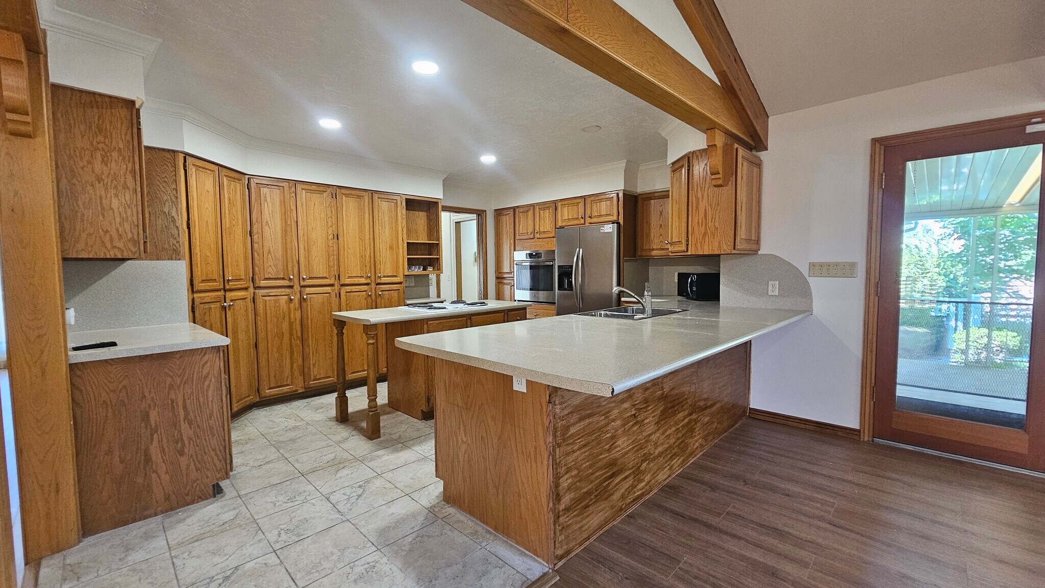 Building Photo - 728 W 800 S