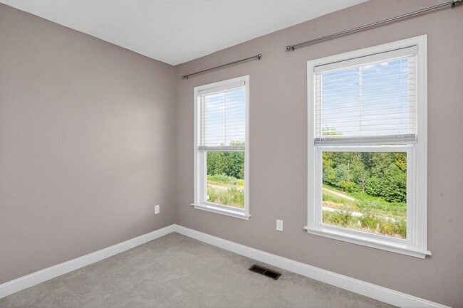 Building Photo - 17137 Branched Oak Rd