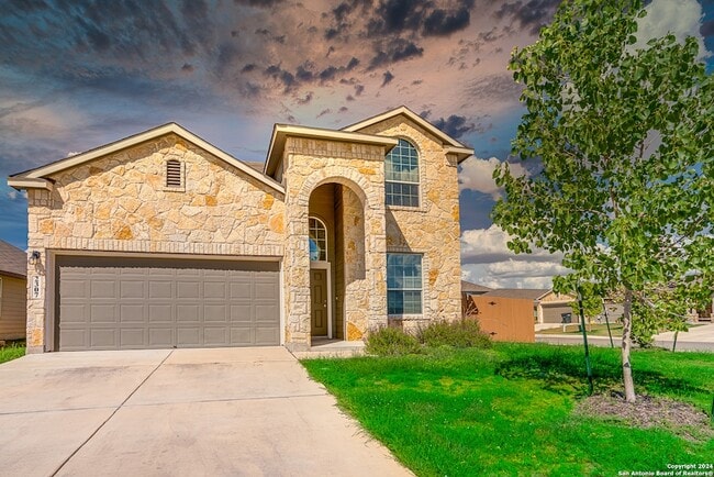 Building Photo - 2307 Clover Ridge