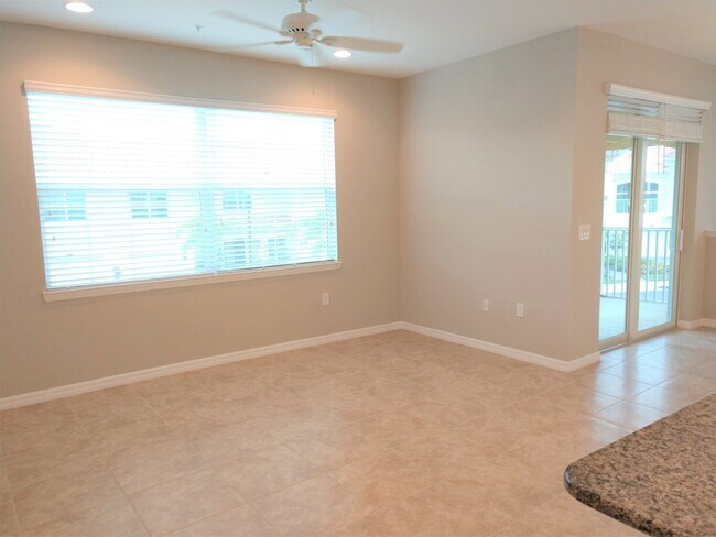 Building Photo - Impressive Annual Unfurnished Condo with C...