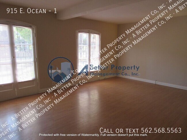 Building Photo - 915 E. Ocean-1