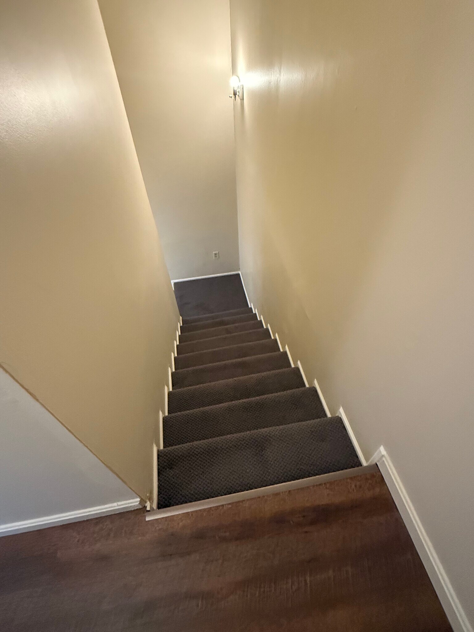 Building Photo - 118 Central Ave