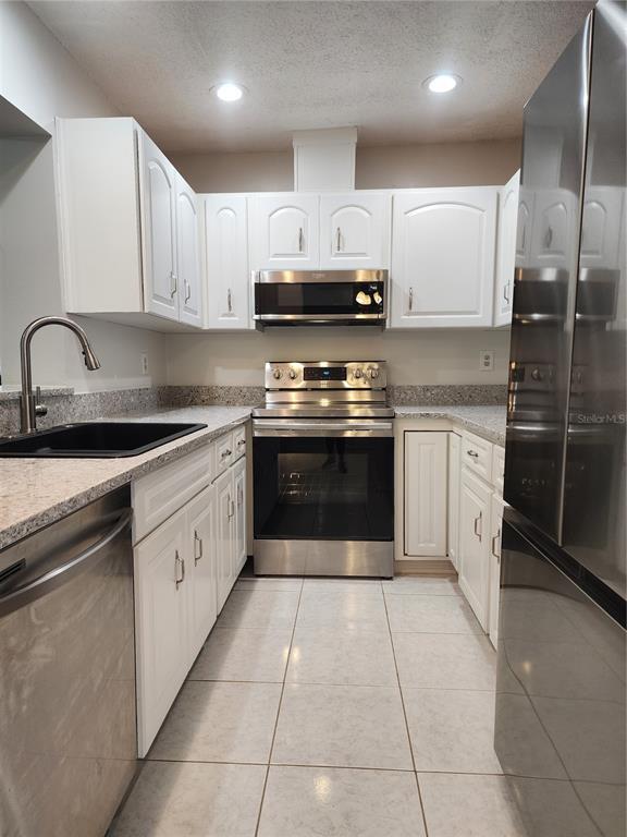 Building Photo - 1102 Halton Ct