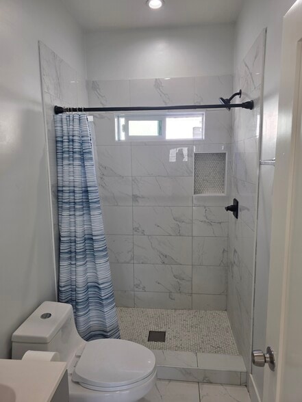 Building Photo - 247 W Sepulveda St