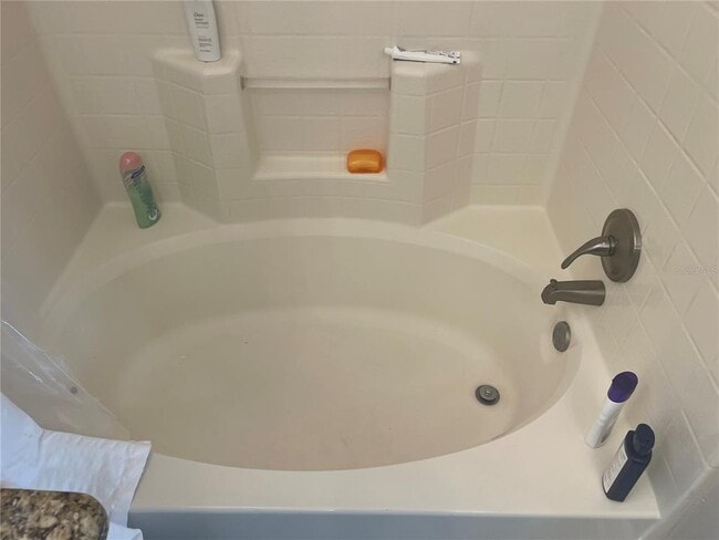 Building Photo - 2717 Via Cipriani