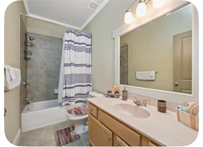 Building Photo - 1030 Whitfield Ct