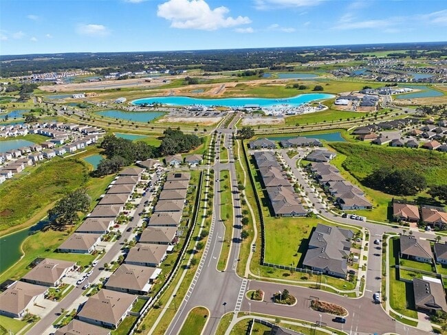 Building Photo - 31524 Golf Dr