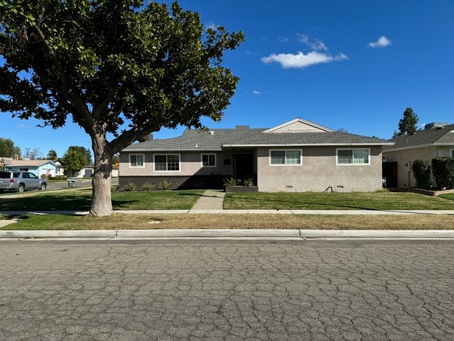 Building Photo - 6388 N 8th St