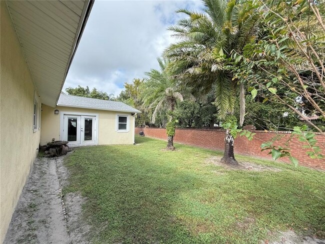 Building Photo - 731 Northwood Cir