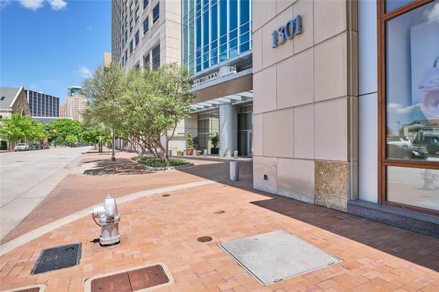 Building Photo - 1301 Throckmorton St