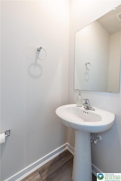 Building Photo - 4936 Brookside Ct