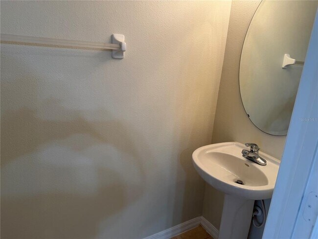 Building Photo - 8506 Gablebend Way