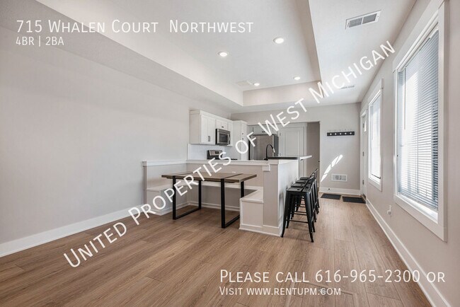 Building Photo - Available Now | 4 Bedroom 2 Bath Single Fa...