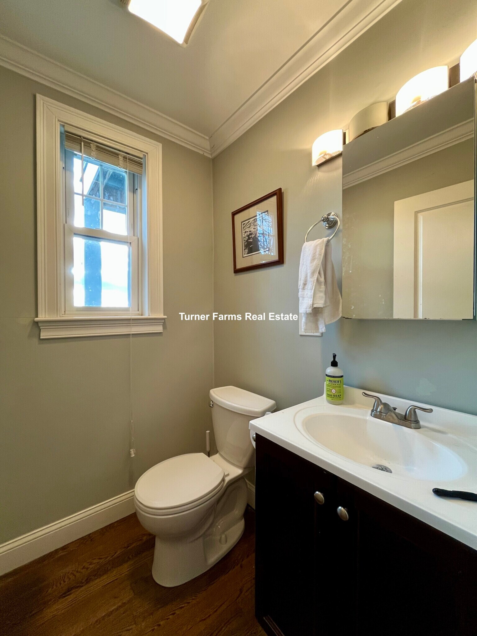 Building Photo - 47 Beech Glen St