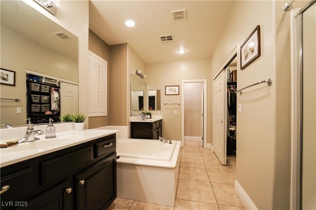 Building Photo - 10376 Timber Star Ln