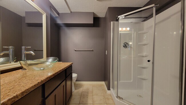 Building Photo - Josephine (Millard Highlands South)
