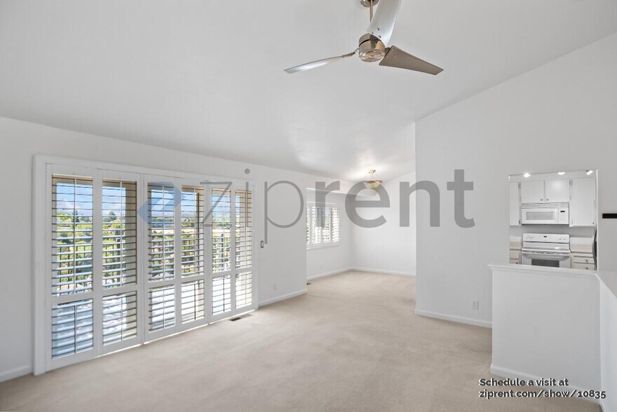 Building Photo - 4874 Starflower Dr