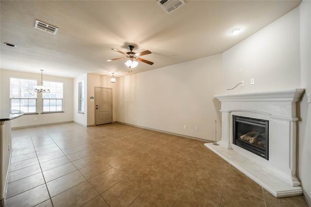 Building Photo - 2813 Sheridan Dr