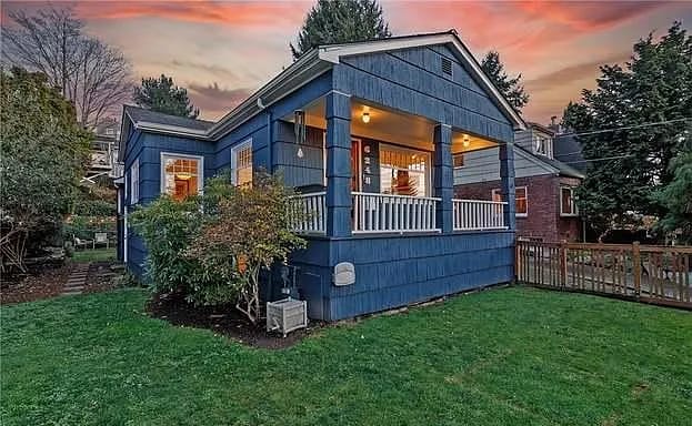 Building Photo - 6248 29th Ave NE