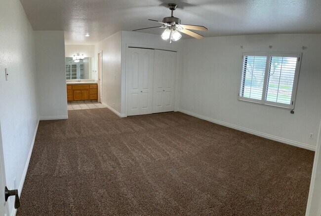 Building Photo - 8581 Van Allen Rd