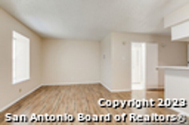 Building Photo - 1045 Shook Ave