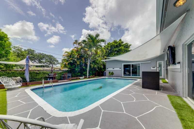 Building Photo - 3609 SW 58th Ave