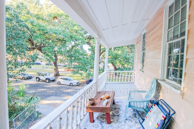 Building Photo - 7 Ann St