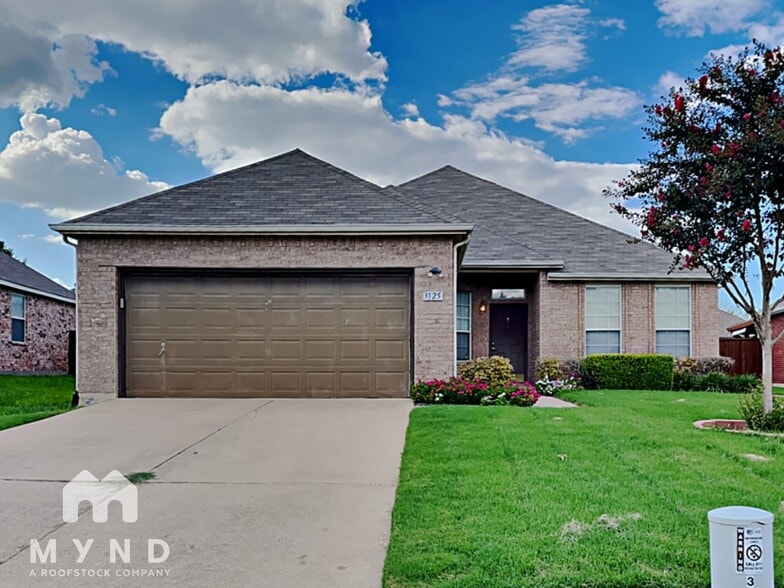 Primary Photo - 3125 Paradise Valley Dr