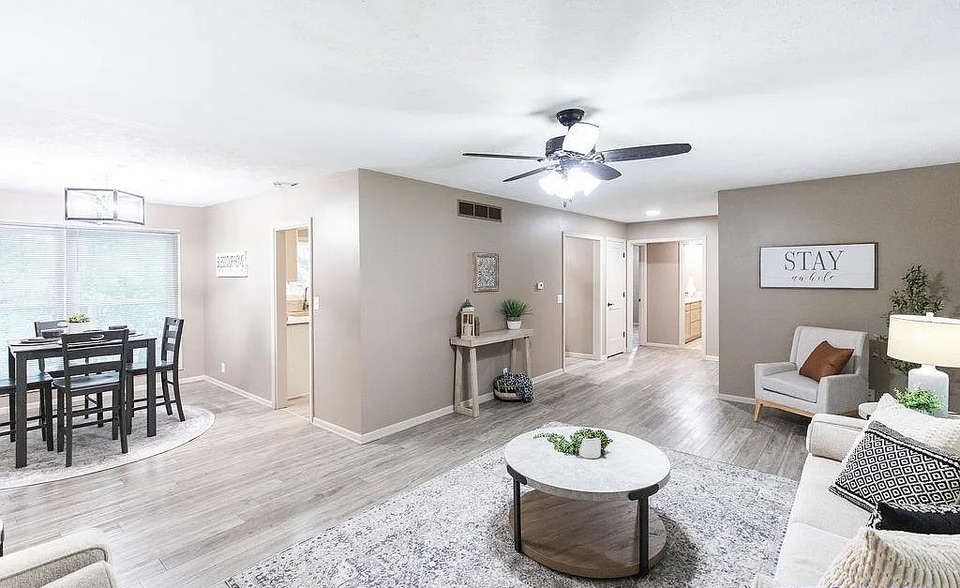 Building Photo - 2535 Saint Thomas Dr