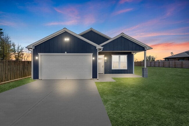 Building Photo - 510 Rd 5844