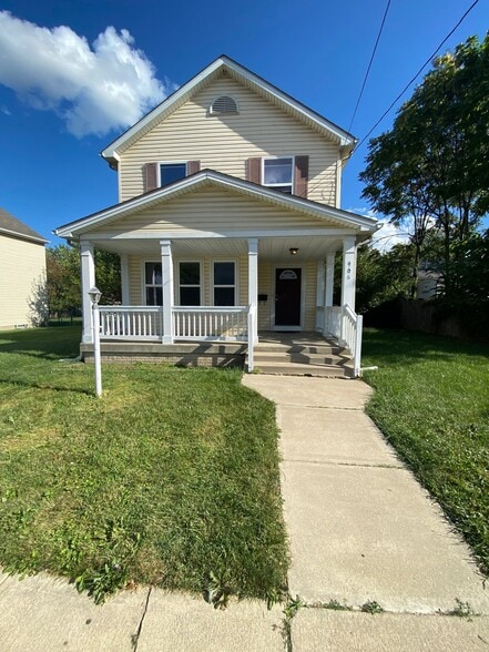 Primary Photo - 906 E Bancroft St