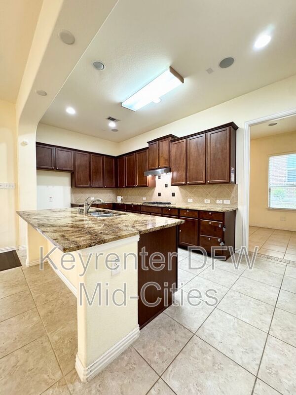 Building Photo - 8608 Newcastle Bend