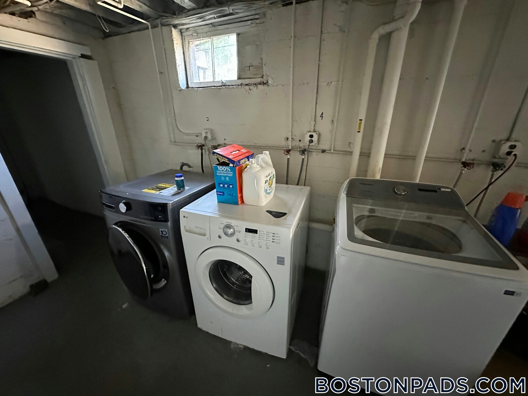 Building Photo - 1145 Boylston St