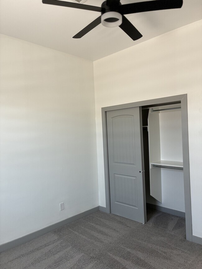 Building Photo - 13840 Paseo de Loma Ct
