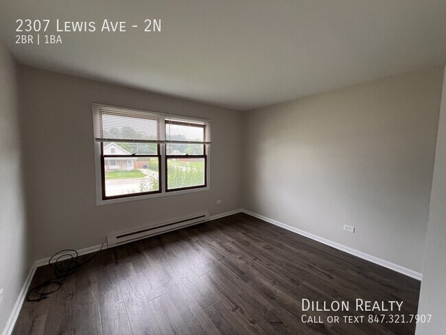 Building Photo - 2307 Lewis Ave