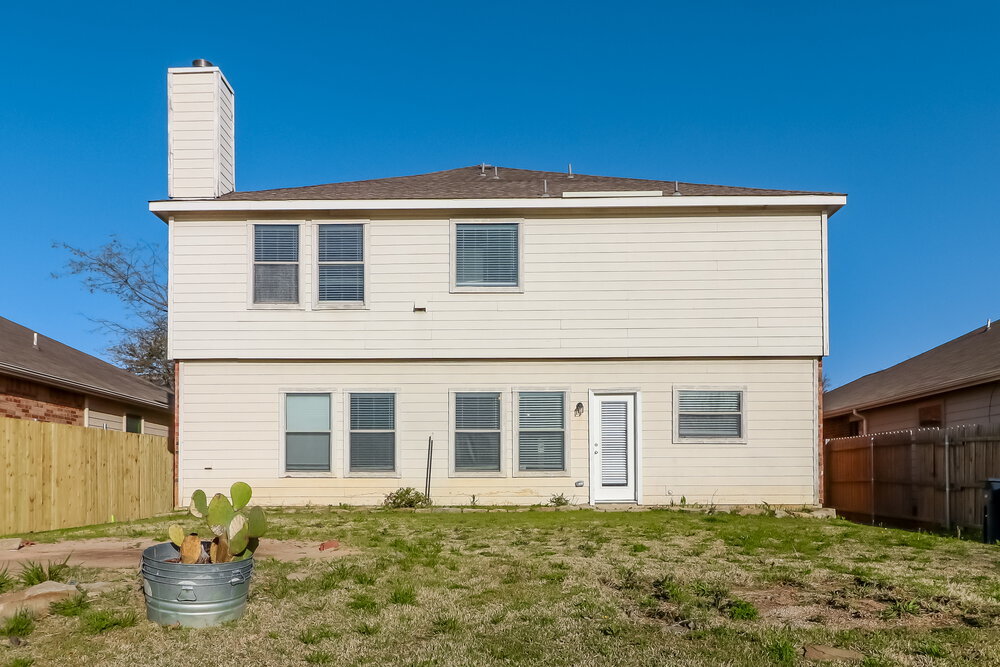 Building Photo - 2705 Gardendale Dr