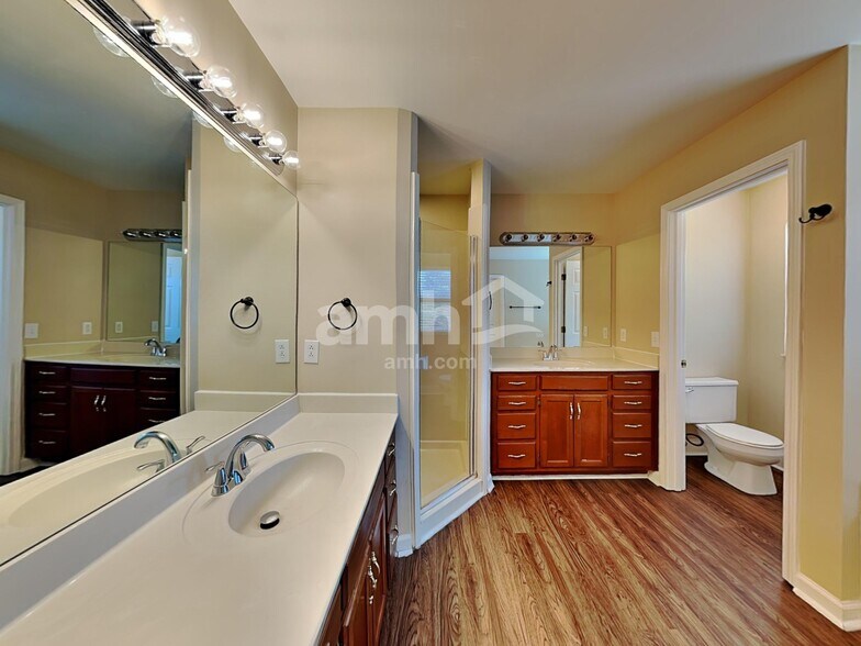 Building Photo - 309 Kentons Way
