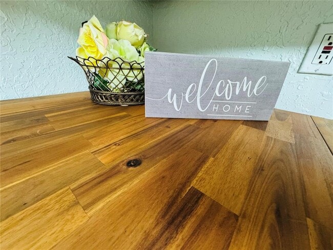 Building Photo - 368 Alison Daphne Cir