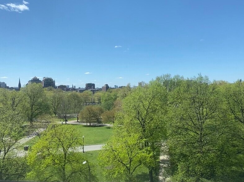 Building Photo - 170 Tremont St