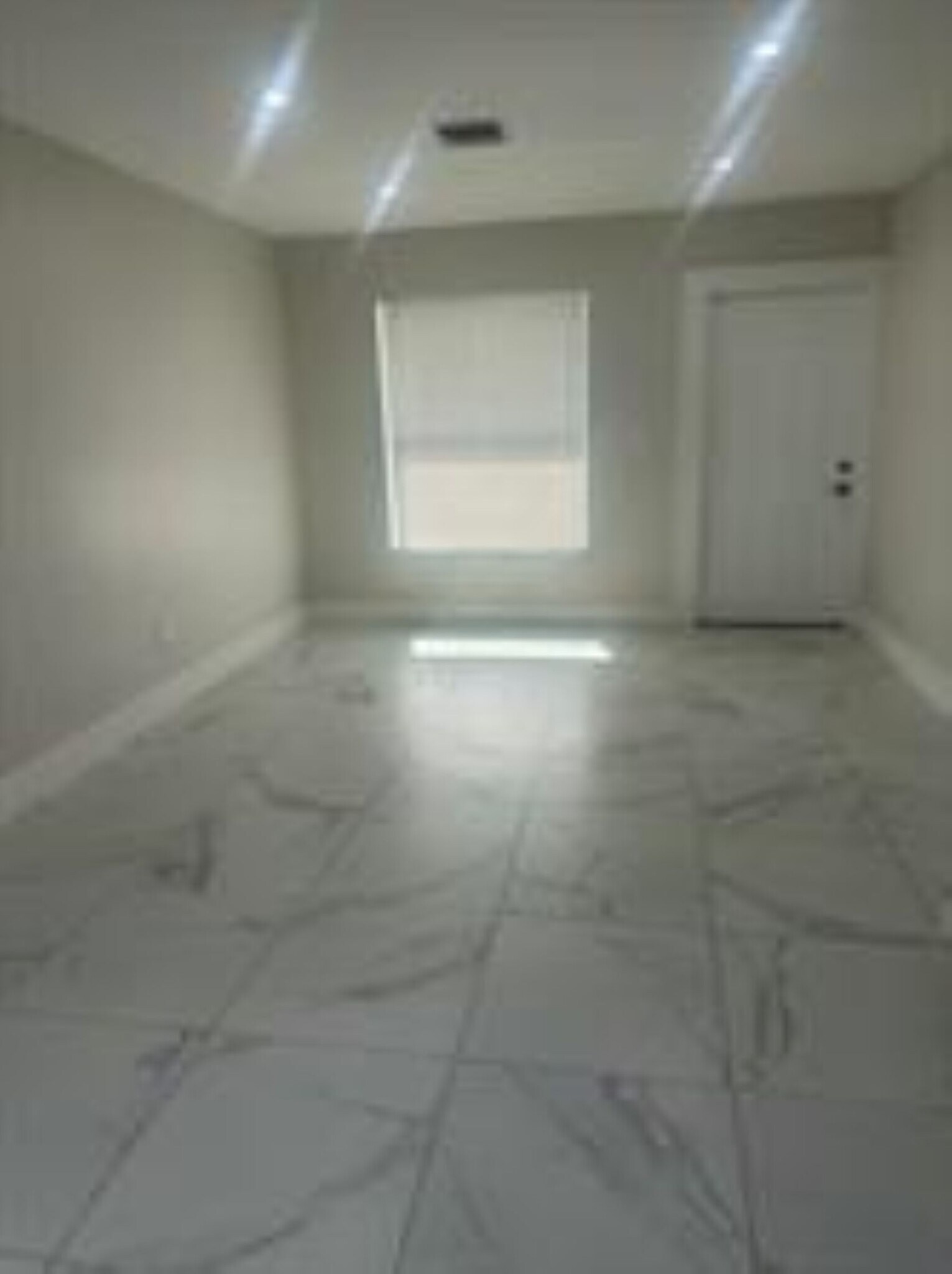 Building Photo - 1227 NW 6th Ave