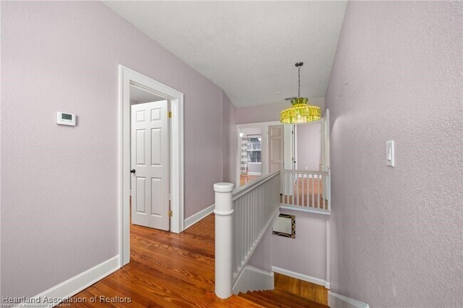 Building Photo - 1110 Hotiyee Ave