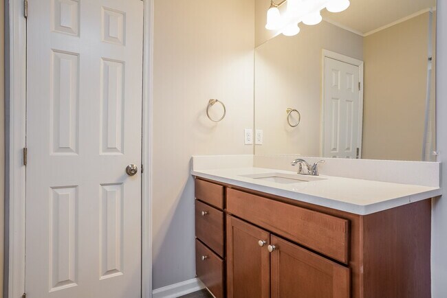 Building Photo - 4409 Cobble Creek Ln