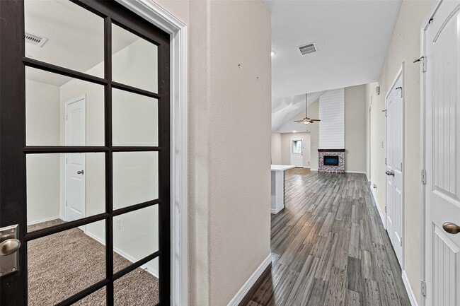 Building Photo - 4631 Stolz Trail