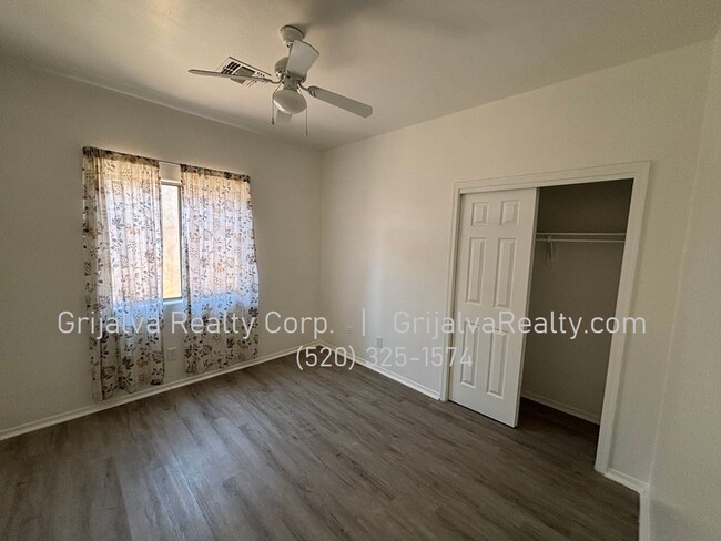 Building Photo - Charming 4-Bedroom, 2 Bath Rancho Sahuarit...