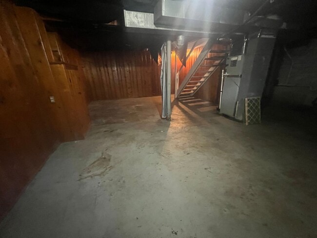 Building Photo - Lease option to buy