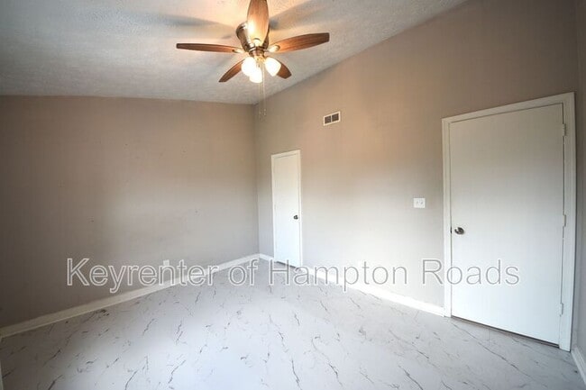 Building Photo - 79 Cape Dorey Dr