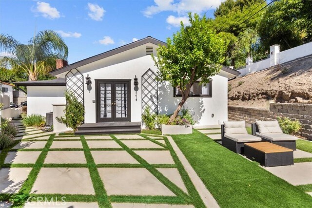 Building Photo - 5201 Sale Ave