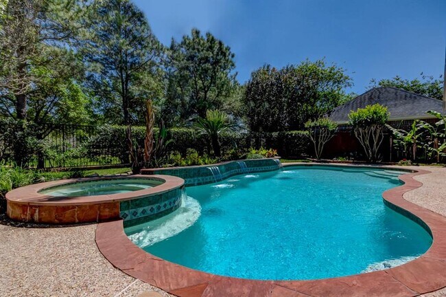 Building Photo - 5630 Ballina Canyon Ln